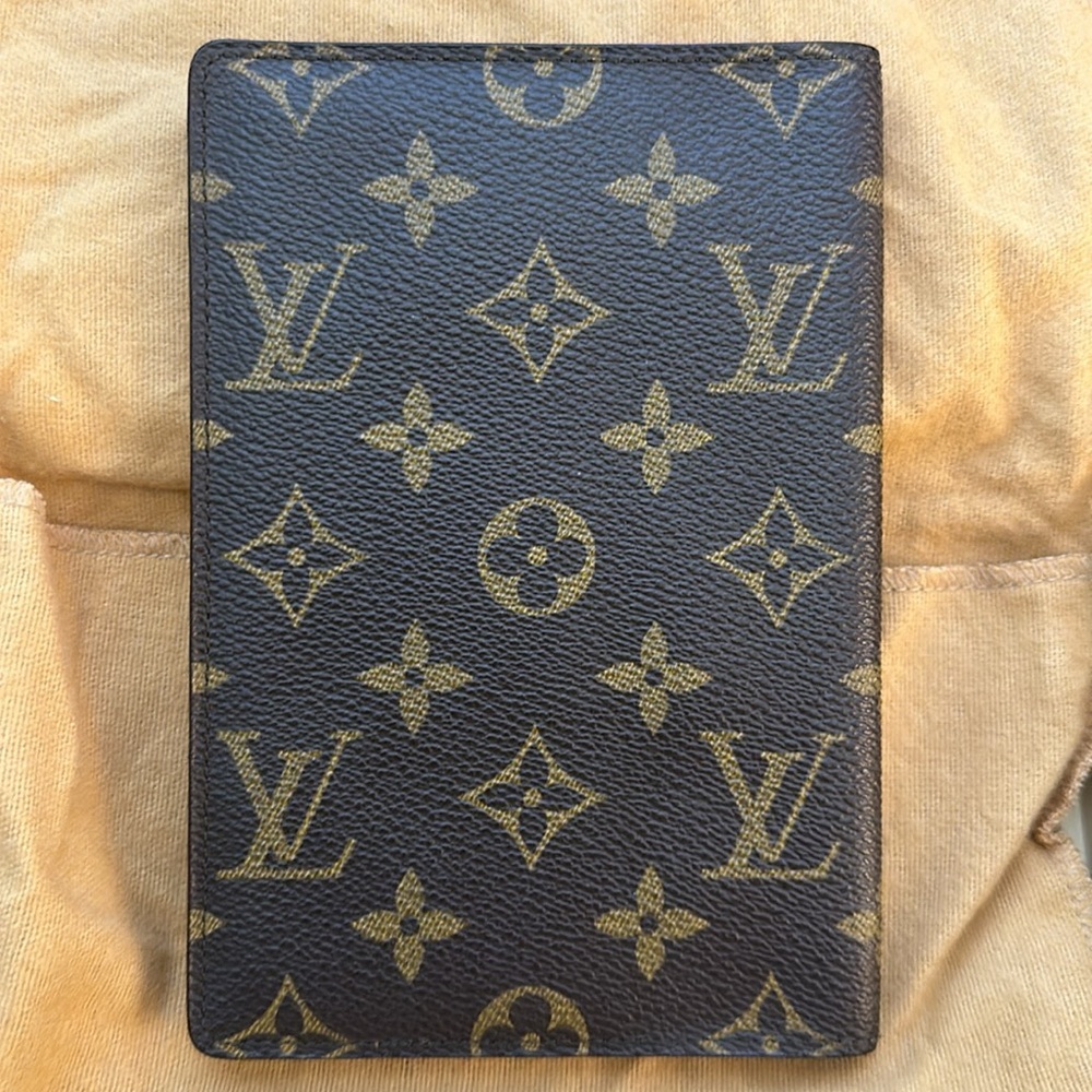 Louis Vuitton passport holder